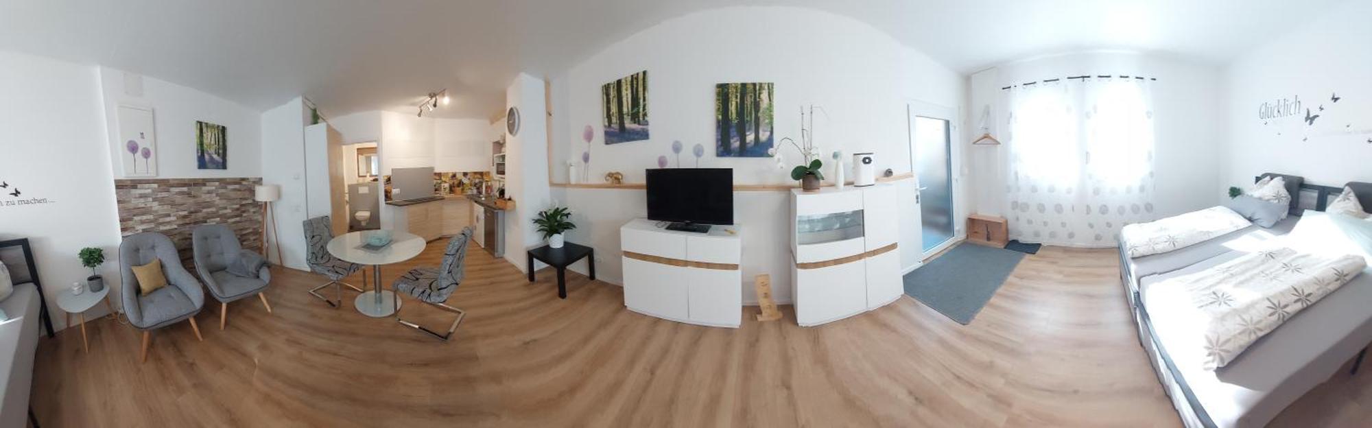 Modernes Souterrain Apartment Black Forest Mit Separatem Eingang Und Kfz-Stellplatz Bad Dürrheim Esterno foto